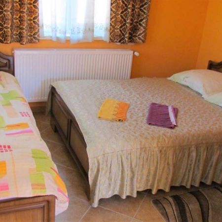 Horvath Apartmanhaz 오라샤자 외부 사진