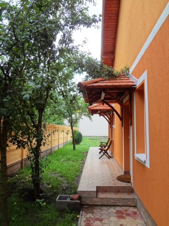 Horvath Apartmanhaz 오라샤자 외부 사진